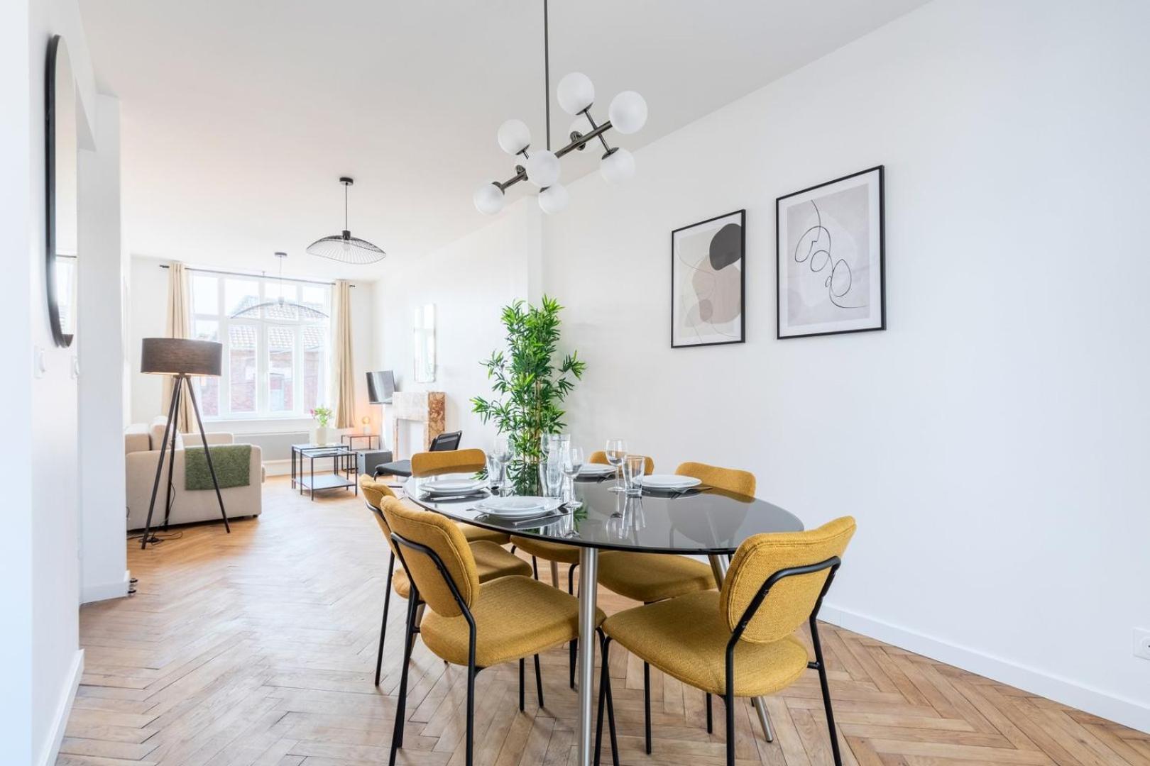 Charming Through-Apartment Renovated And Equipped! 马尔康巴勒尔 外观 照片
